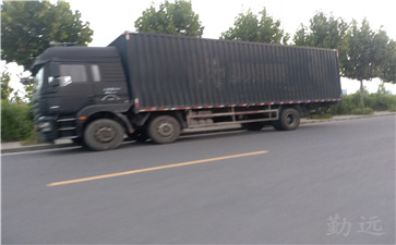 深圳到兰州回程车9.6米厢式货车运输